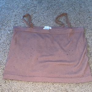 brown tank top